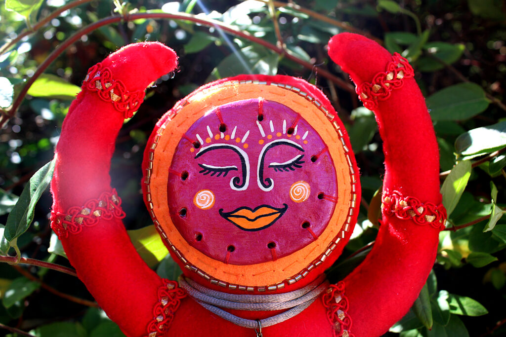 Poupée Chakra Racine