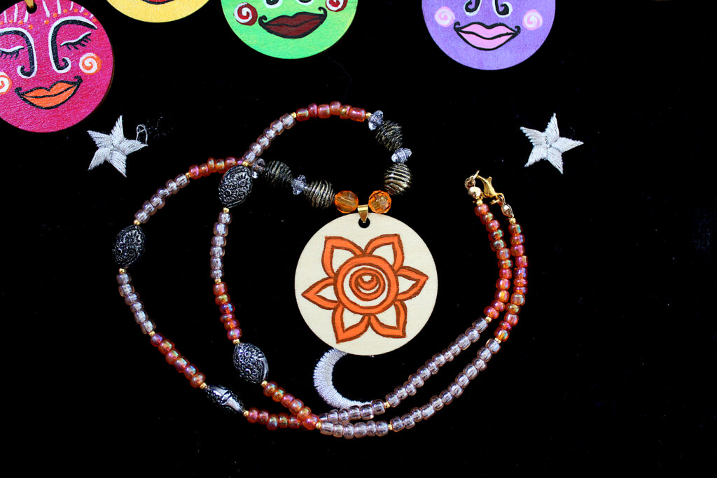 Collier Chakra Sacré